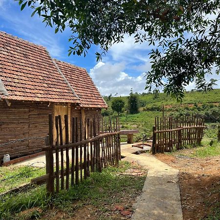 Konke Ruong Farmstay Kon Von Kla 外观 照片